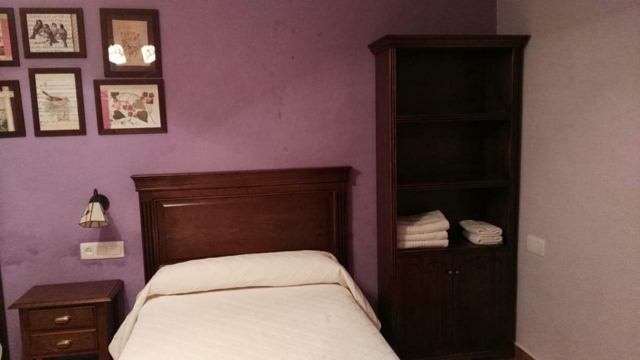 El Rincon De Paco Guest House เซกูรา เดลา เซียร์รา ภายนอก รูปภาพ